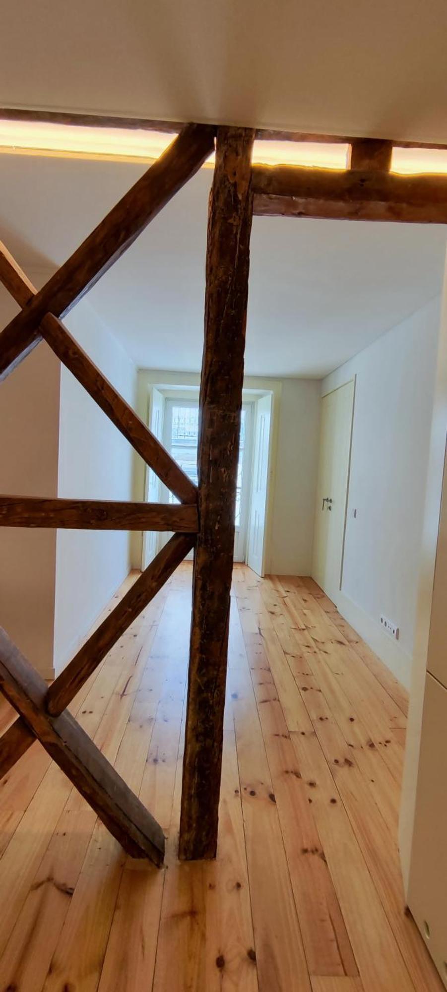 Suite In Cozy Apartment In Chiado In Shared House Lisbon Exterior photo